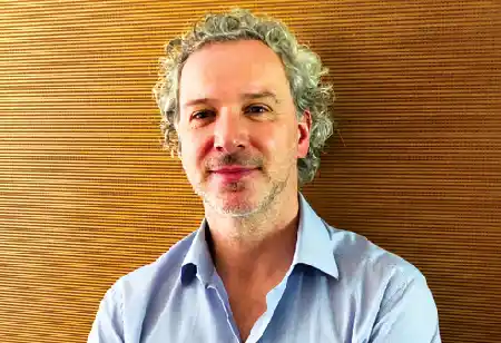 Blockchain and Clienteling